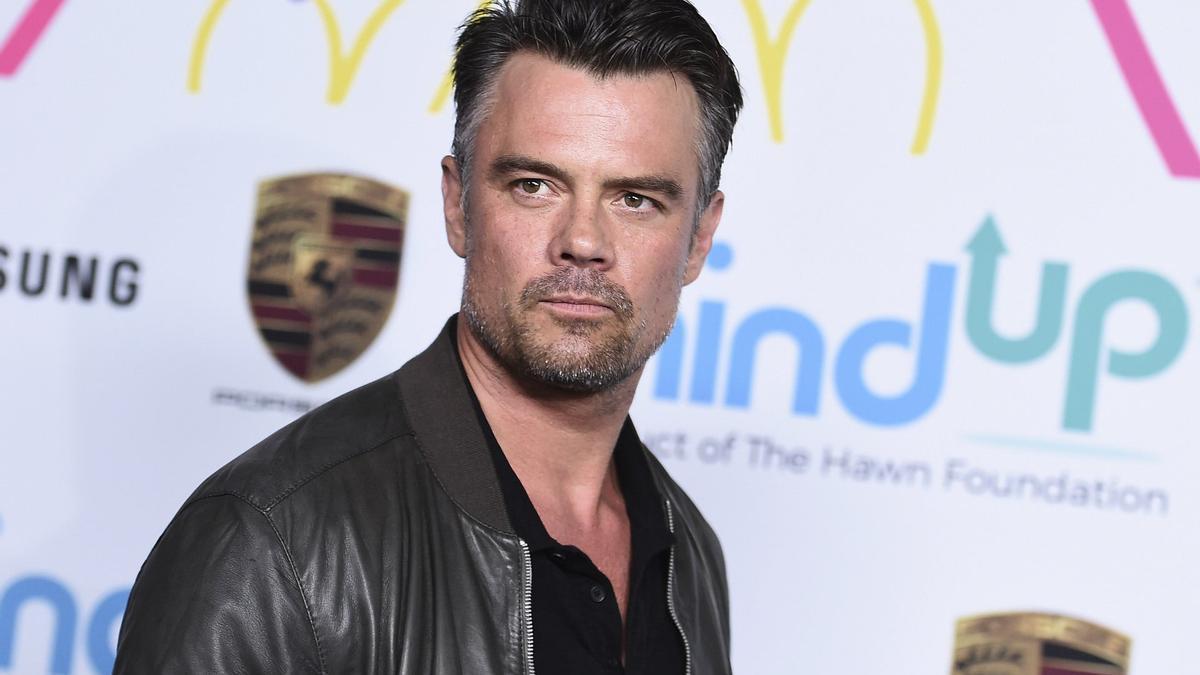 Josh Duhamel apunta alto en su soltería