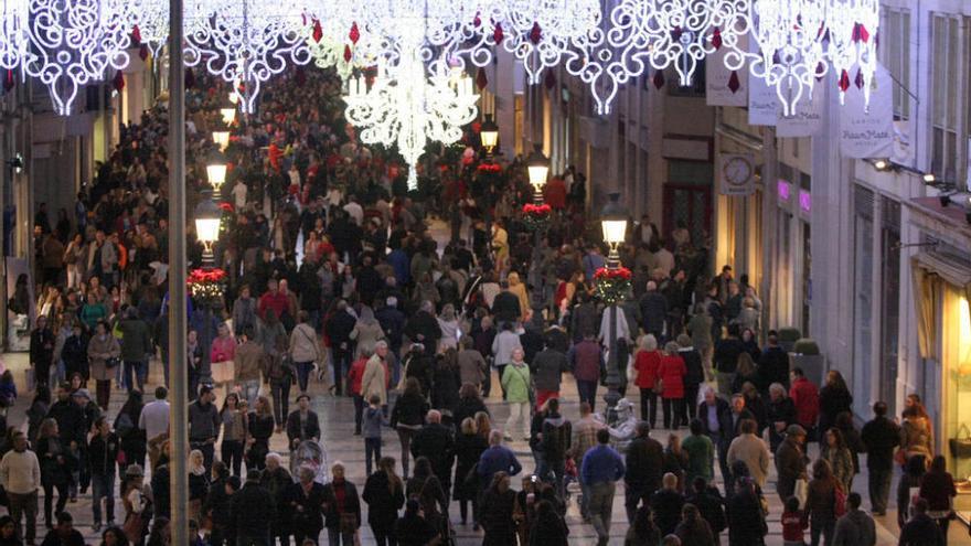 Así han cambiado... las luces de Navidad de la calle Larios