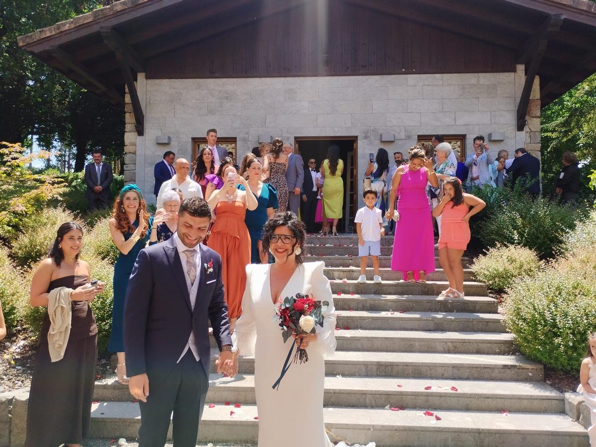 La boda de dos mejores amigos, Sara y Bruno, en Llanera, en imágenes