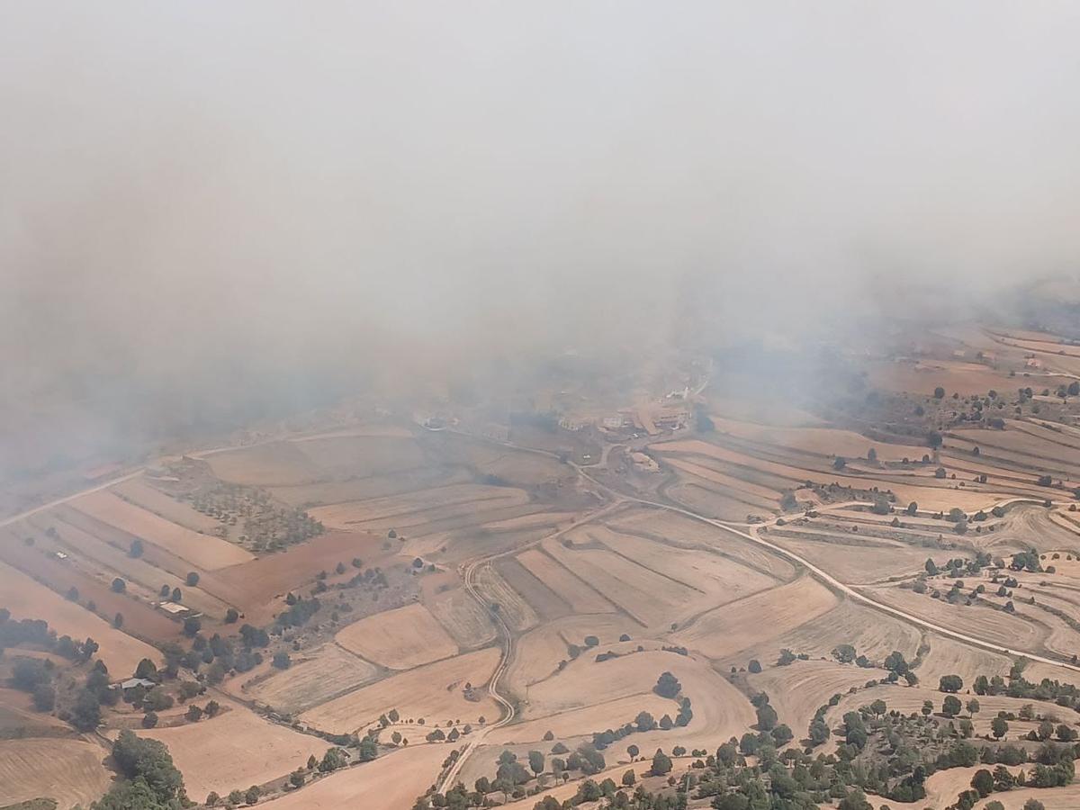 El incendio forestal en Corbalán (Teruel), en imágenes