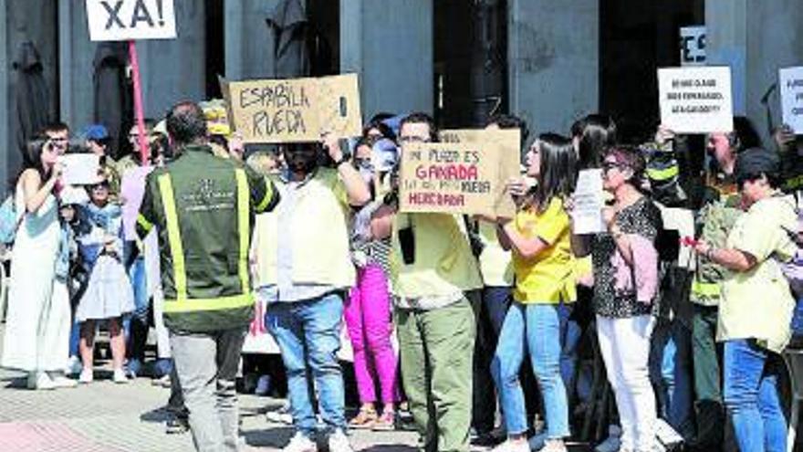 Protesta de opositores para que se resuelvan los procesos selectivos pendientes de 2019