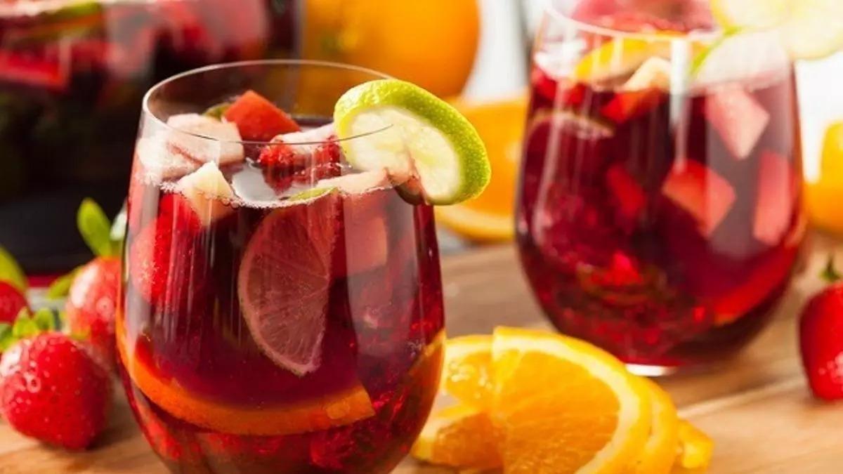 Despedida una mujer que estaba de baja por diabetes tras ser grabada por un detective bebiendo tinto de verano en un restaurante