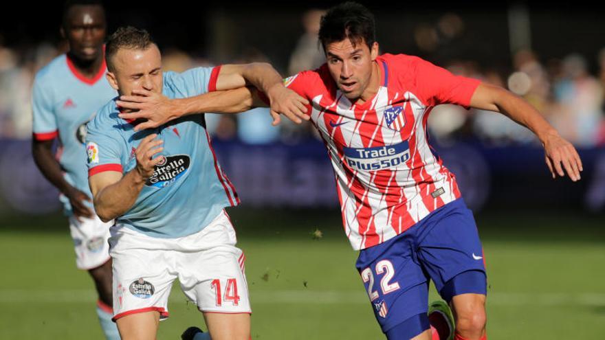 Un Atlético gris le gana la partida a un Celta dominante