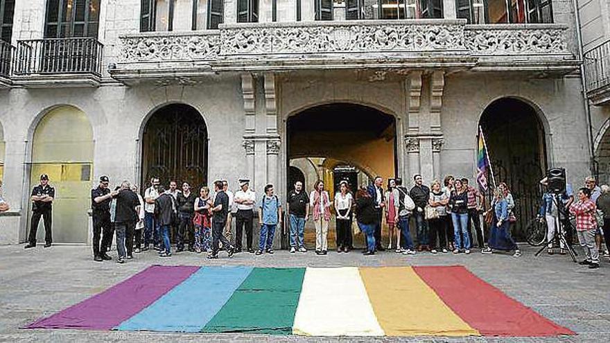 Concentració a Girona per condemnar l&#039;atac a Orlando