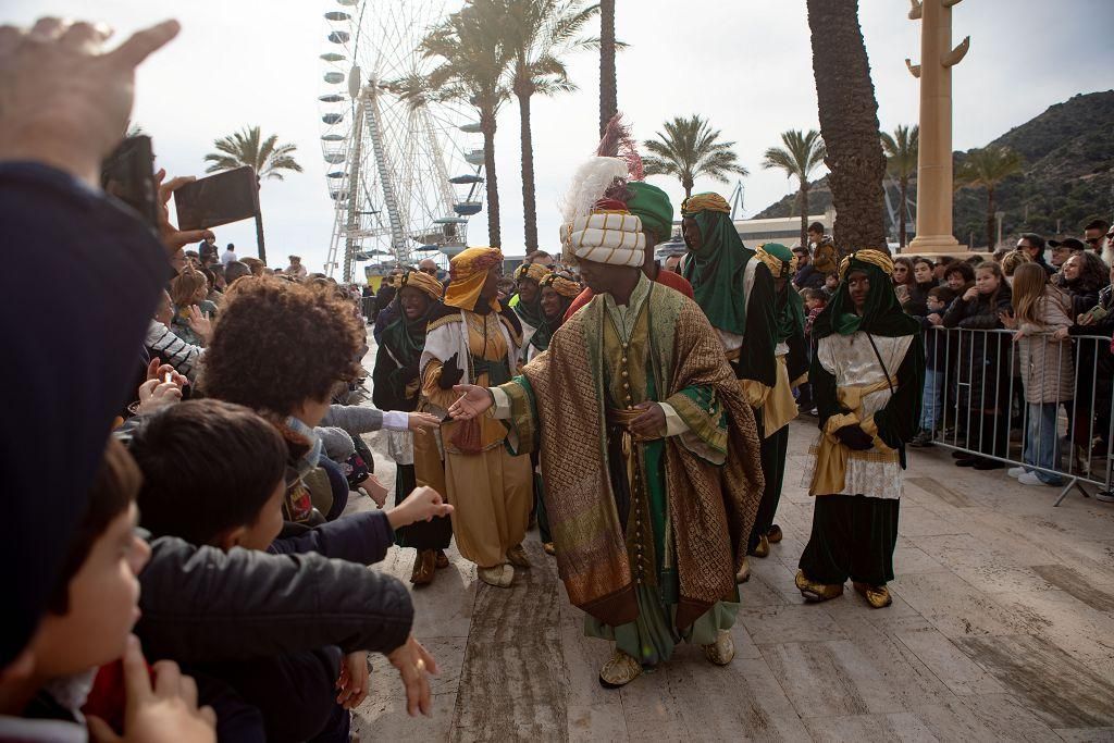 El desembarco en Cartagena de los Reyes Magos, en imágenes