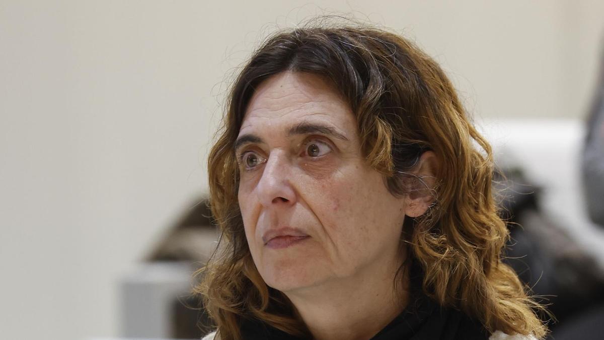 La exjefa de ETA Iratxe Sorzabal se enfrenta a 6 años de cárcel por una bomba en Alicante.