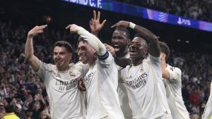 El uruguayo del Real Madrid Fede Valverde celebra su tercer gol ante el Manchester City en el estadio Santiago Bernabéu, en Madrid.