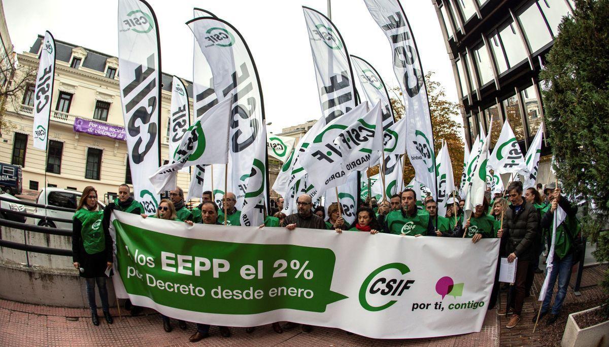 Manifestación de Csif en Madrid para reclamar una subida salarial para los funcionarios.