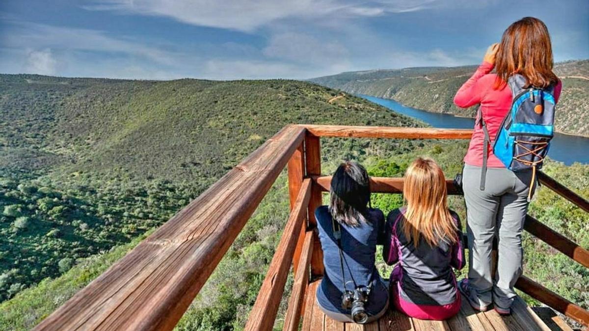 Los nuevos miradores son una de las formas de humanizar el turismo.