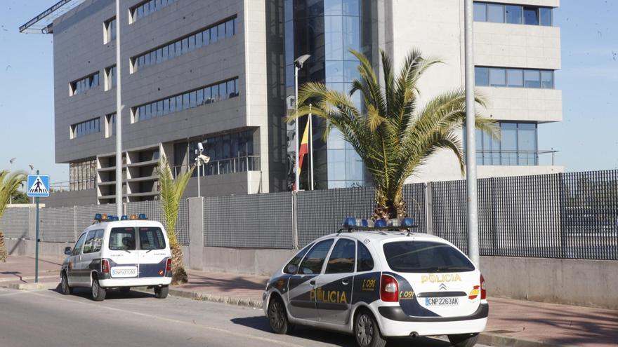 Detenida una mujer por abusar de un menor en un bar de Castelló