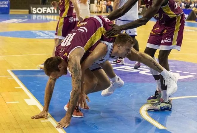 El HLA Alicante cae arrollado por el Força Lleida