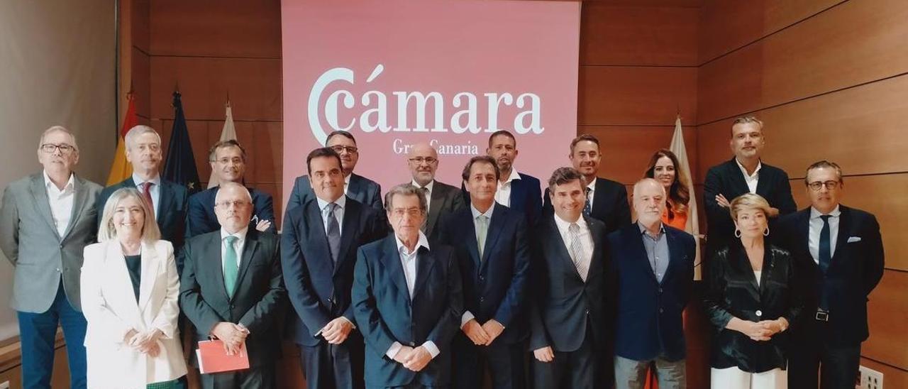 El nuevo Comité Ejecutivo de la Cámara de Comercio de Gran Canaria tras su elección por parte del plenario.