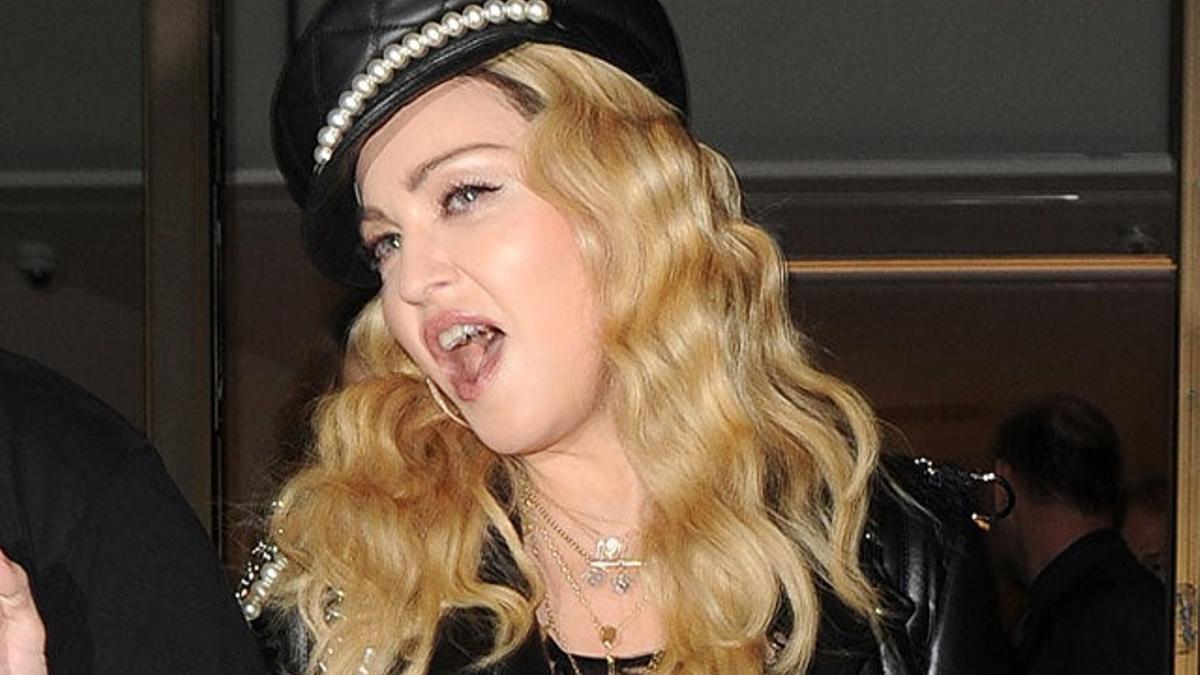 Madonna se presenta así en Londres