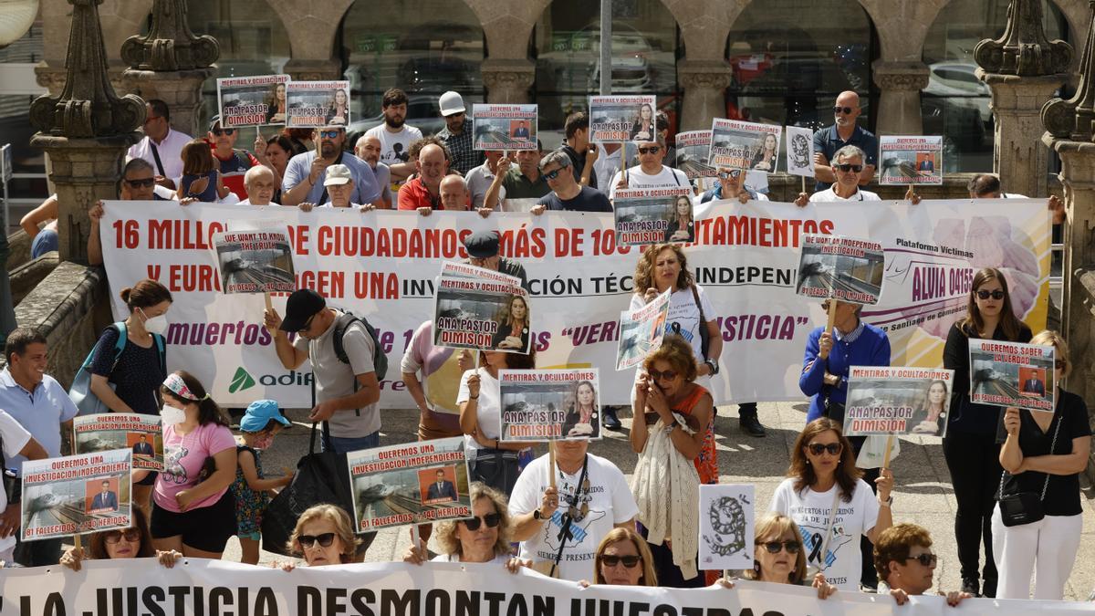 Las víctimas del Alvia de Santiago reclaman justicia nueve años después.