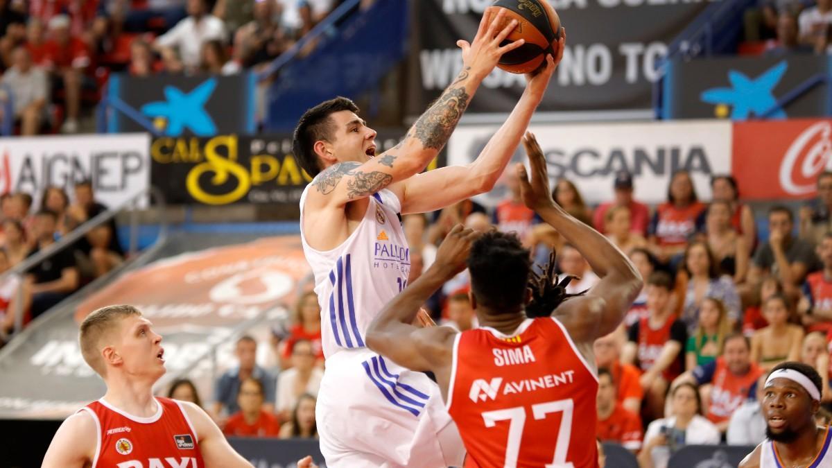 Deck, en una acción del partido