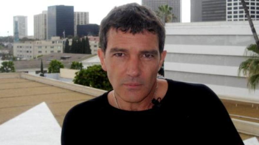 El malagueño Antonio Banderas es productor del cortometraje animado candidato al Óscar, ´La dama y la muerte´.