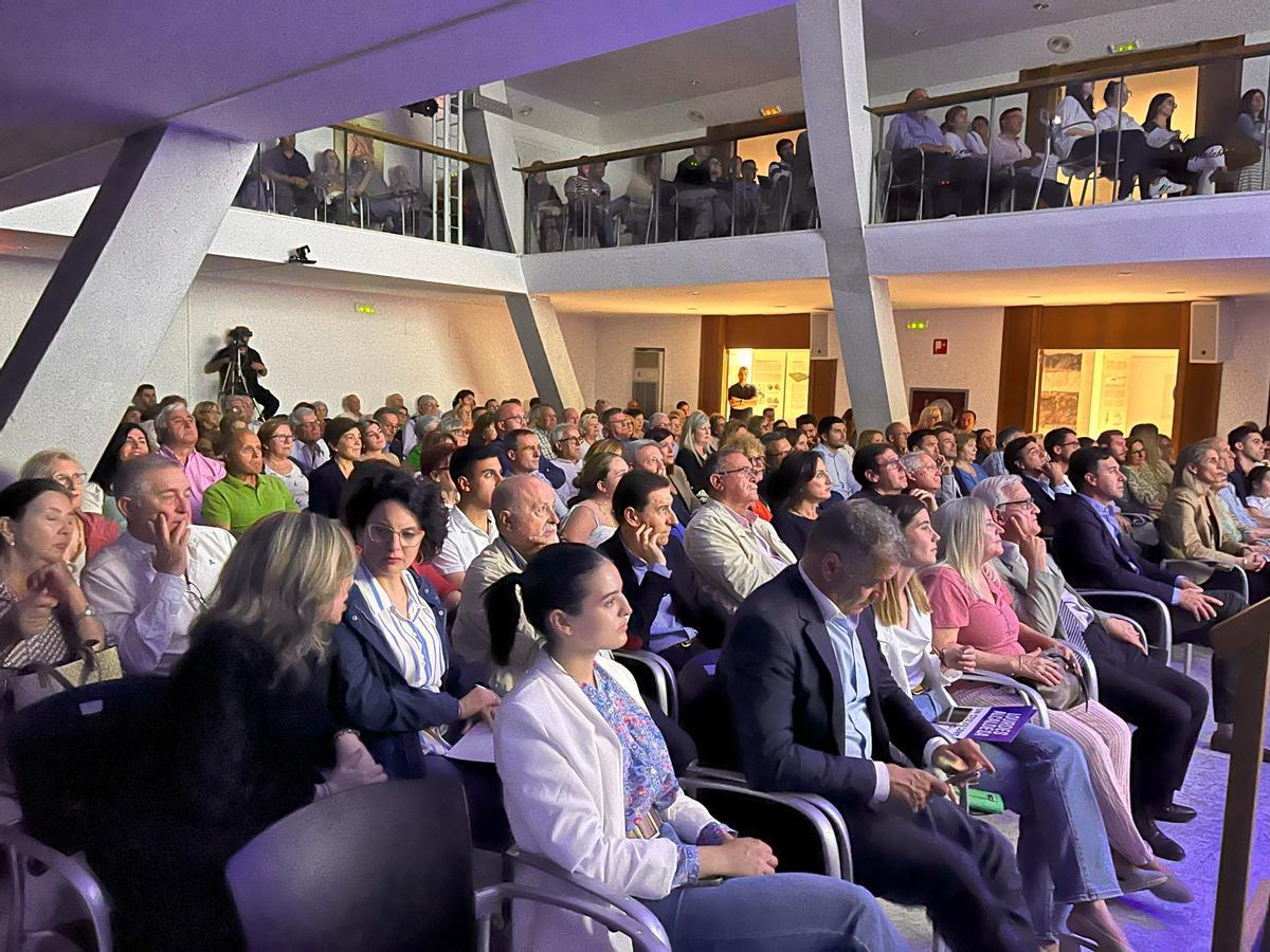 Seguimiento de la presentación de la candidatura del PP de Crevillent