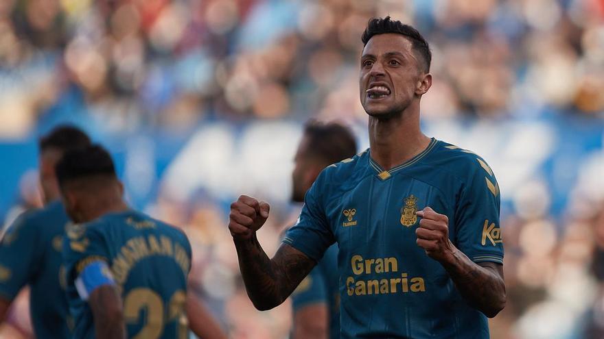 Maikel Mesa, alto y claro, se queda para subir con la UD Las Palmas: &quot;Conseguiremos el objetivo&quot;