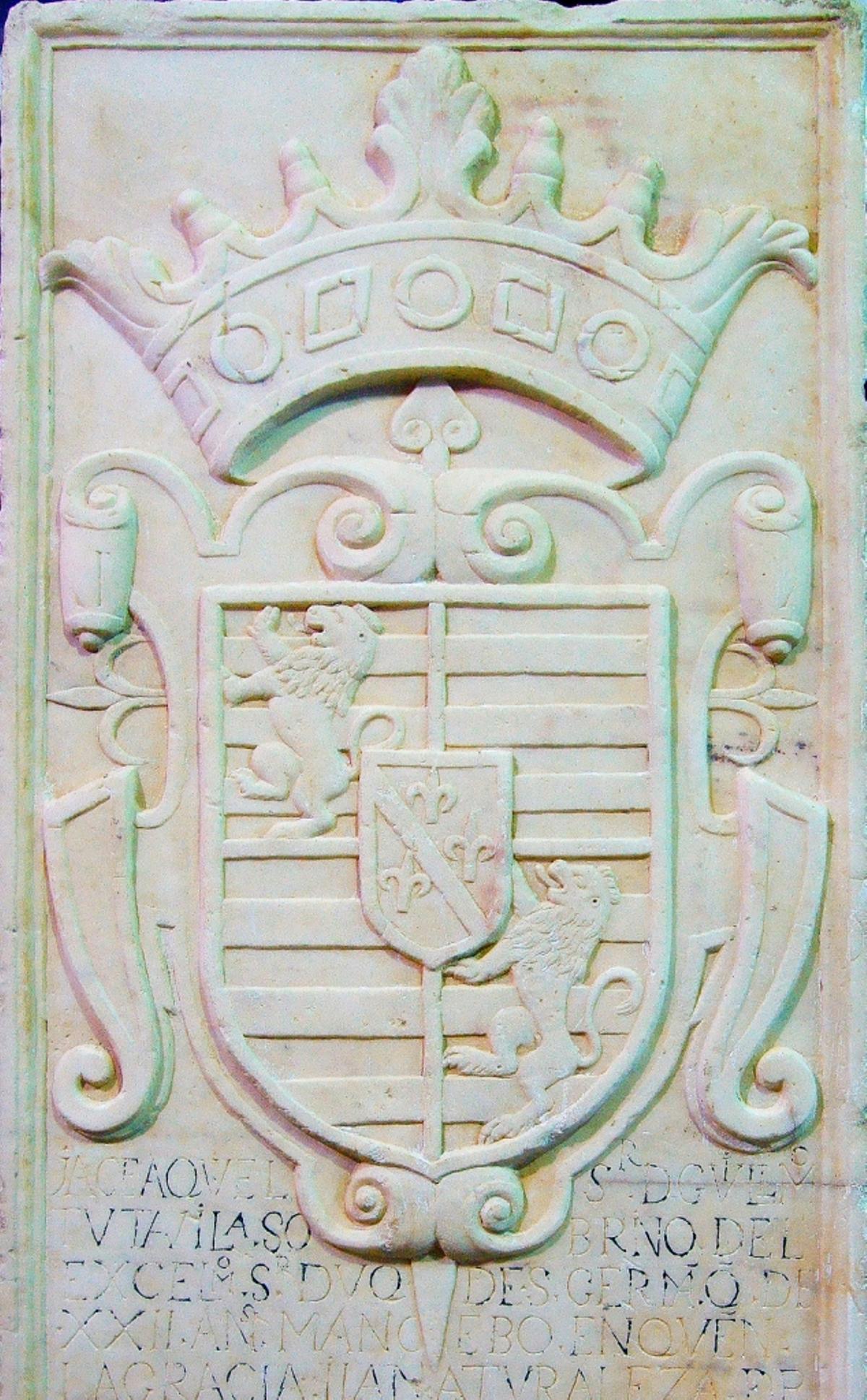 Lápida de Guillermo Tutavila, sobrino del duque de San Germán, en el Museo Arqueológico Provincial.