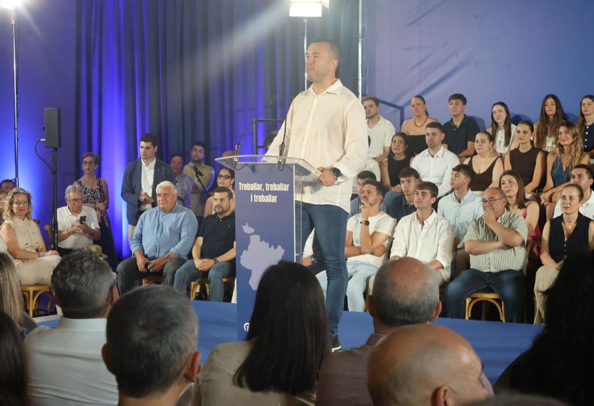 Feijóo, Llorca y Mompó en el almuerzo del PP en Sueca Feijóo, Llorca y Mompó en el almuerzo del PP en Sueca
