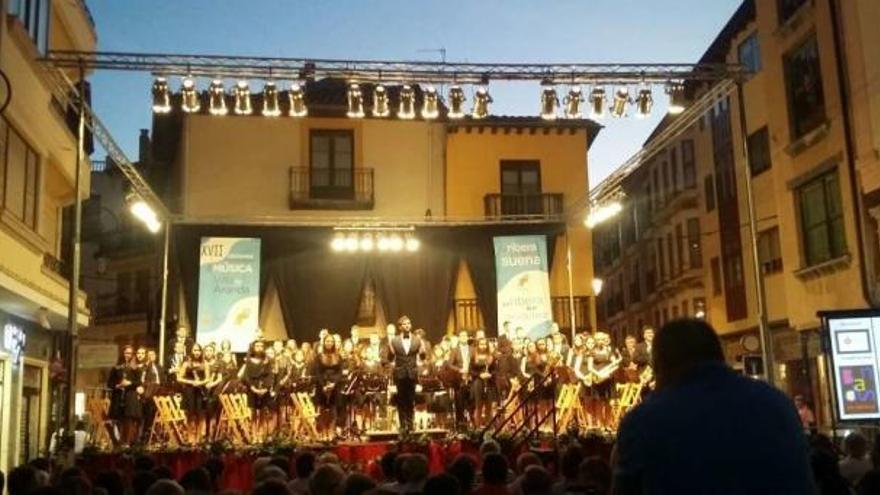 La Banda de Vilatuxe durante el concierto del Certamen de Bandas de Aranda del Duero.