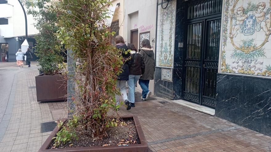 De los fumadores borricos y la calle Carretería