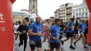 Zancadas de apoyo en el Antiguo de Oviedo: 1.500 corredores para dar visibilidad al autismo
