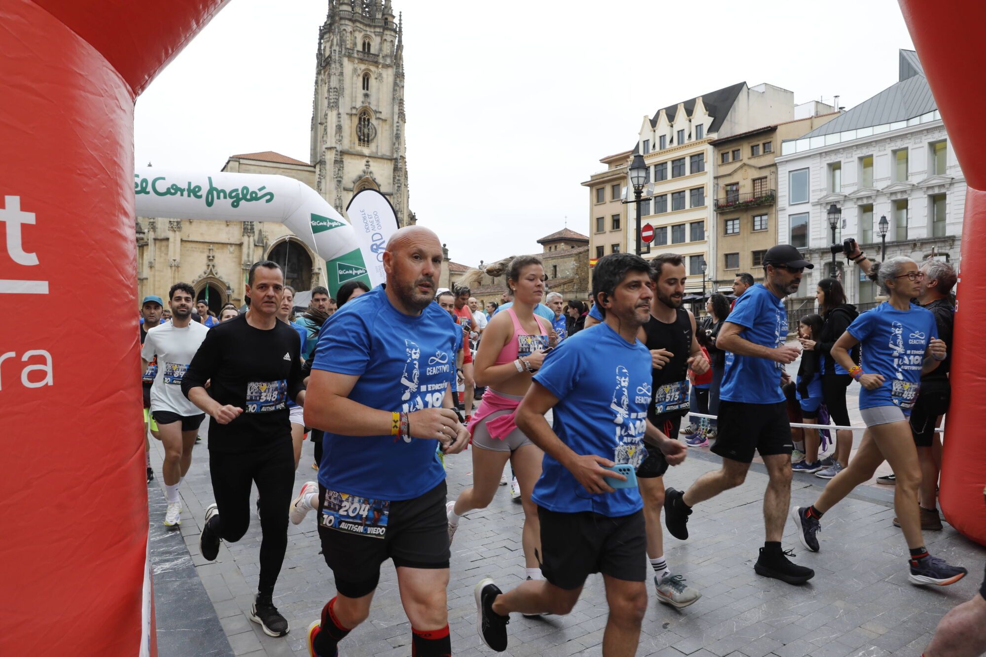 EN IMÁGENES: Carrera &quot;10 KM AutismOviedo&quot;