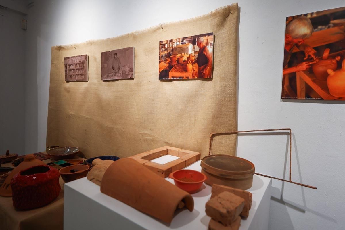 Todas las imágenes de la exposición "Arrels per al futur" en Ibiza