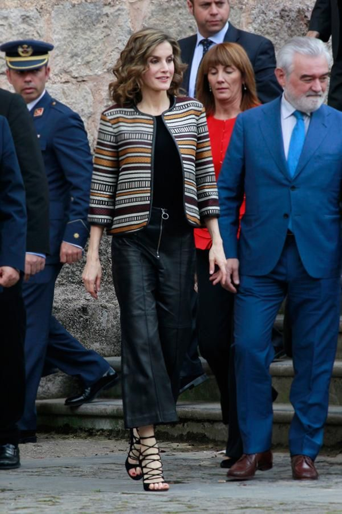 Letizia Ortiz con pantalones de Uterqüe en La Rioja