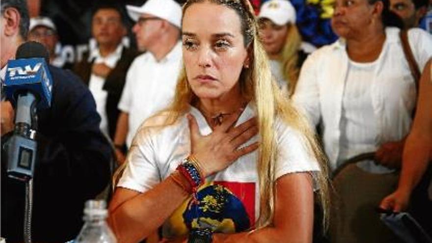 Lilian Tintori, dona de Leopoldo López, va denunciar que el president veneçolà ha ordenat el seu assassinat.