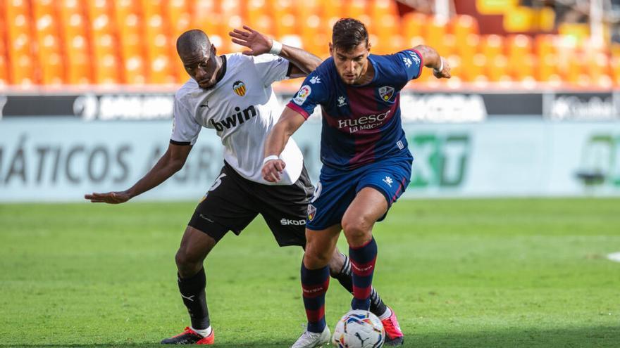 El Huesca afronta la final definitiva por la salvación ante el Valencia