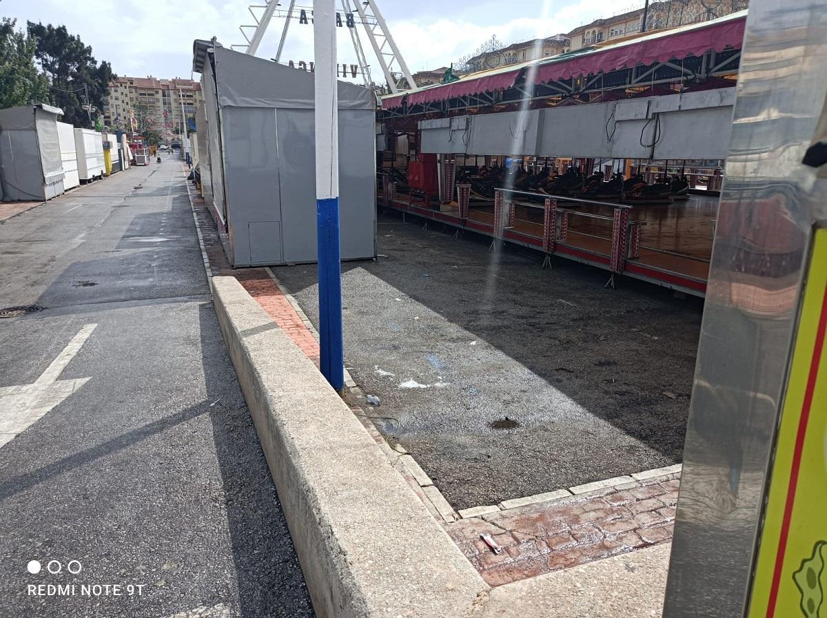 Otra imagen de puestos vacíos en la Feria de Fuengirola.