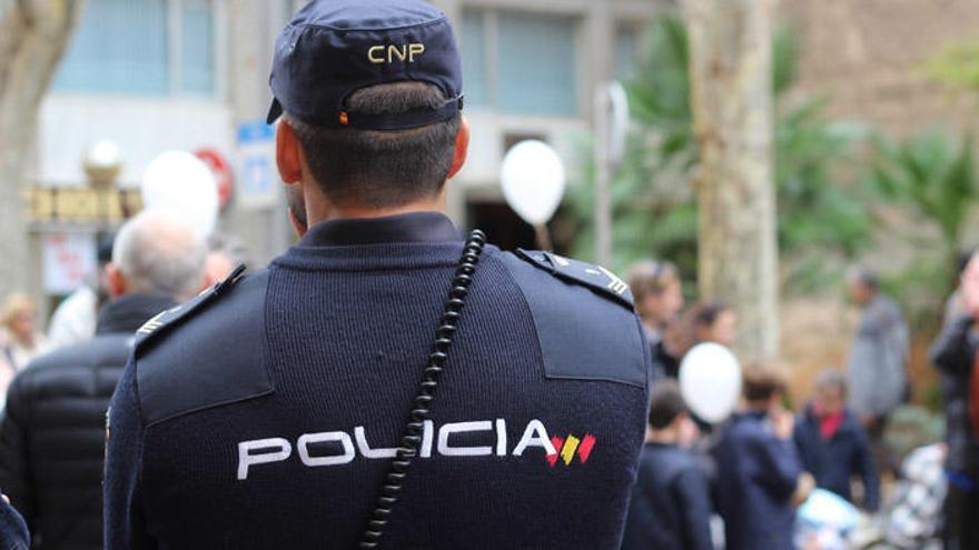 La Policía Nacional ha detenido al presunto autor de un robo ocurrido el pasado mes de mayo.