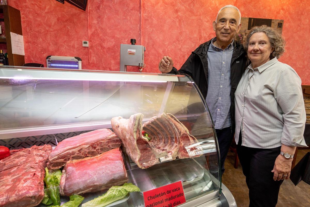 Juan, este mismo miércoles en un restaurante que baja la persiana en los próximos días.