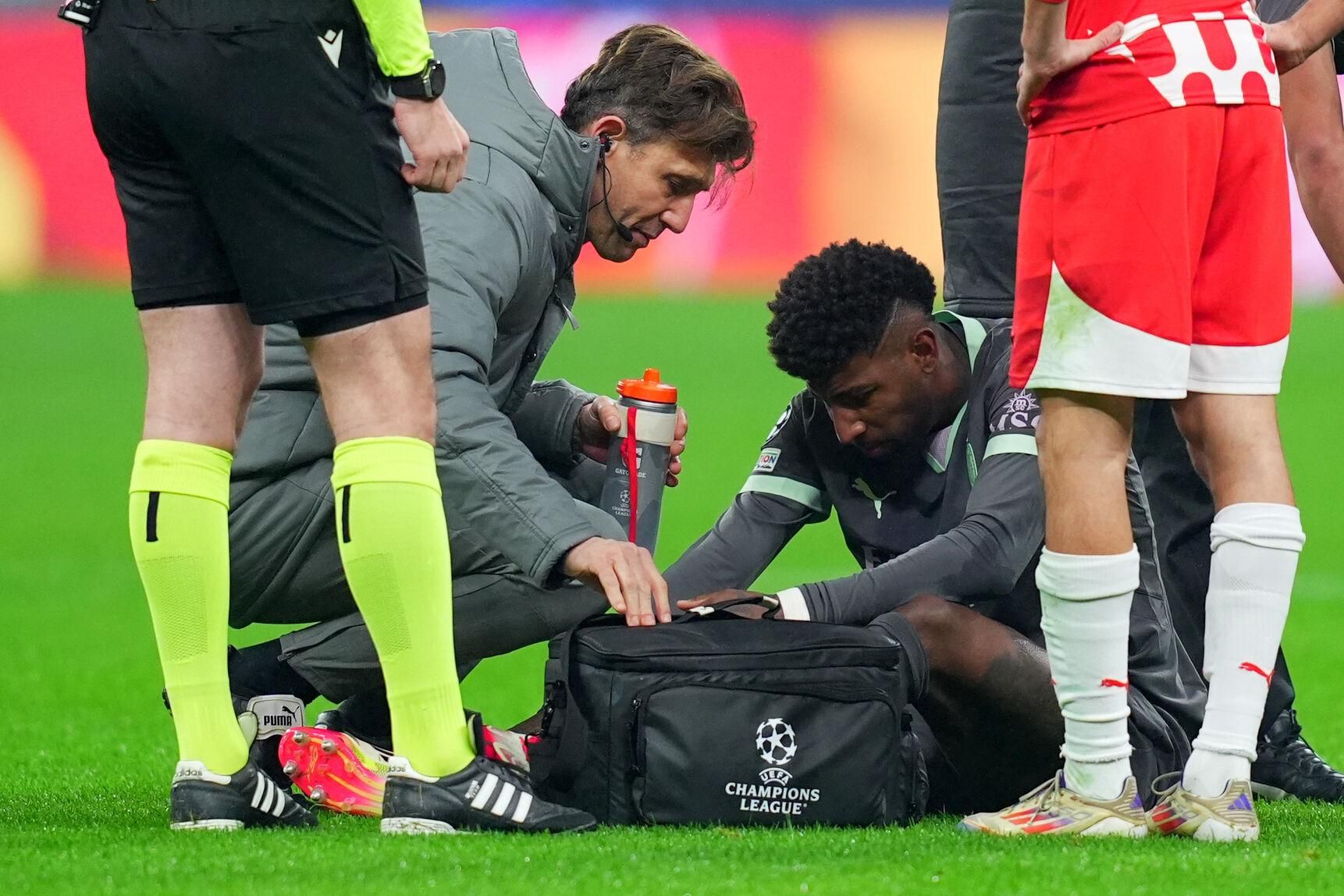 AC Milan's Emerson Royal injury during the Uefa Champions League soccer match between Ac Milan and Girona at the San Siro Stadium in Milan, north Italy - Wednesday  , January 22, 2025. Sport - Soccer . (Photo by Spada/LaPresse)