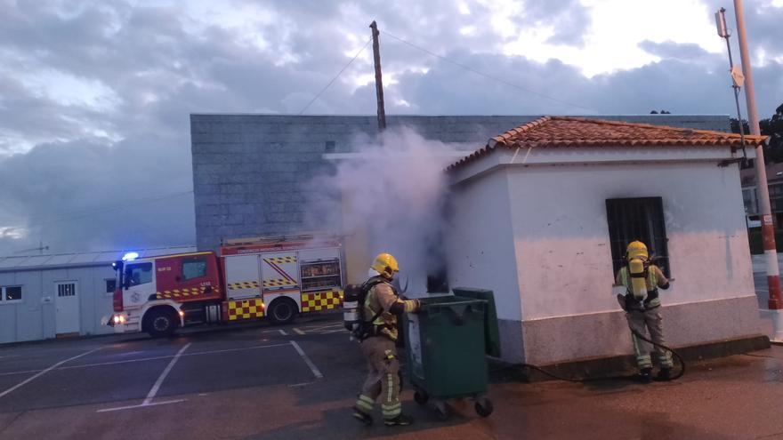 Detenido el presunto responsable del incendio de la caseta de Portos en O Xufre