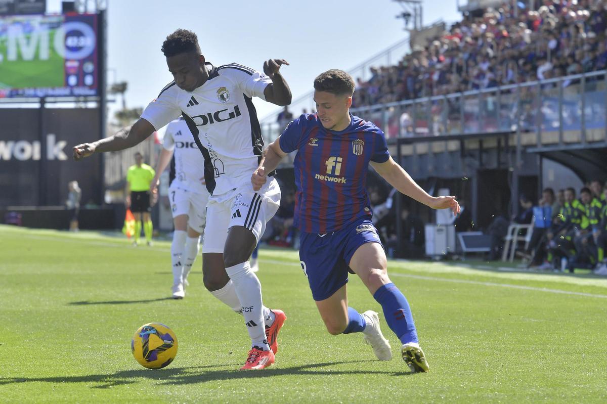 El Eldense se bloquea ante el Burgos (0-0)