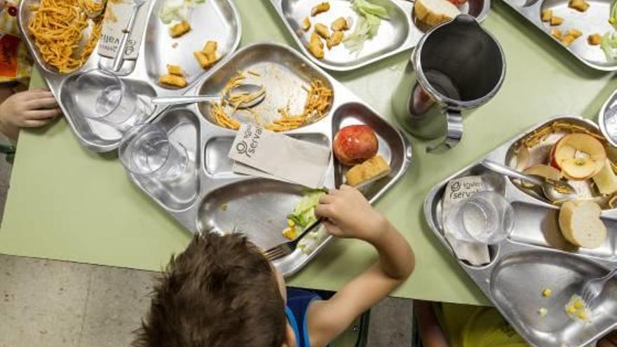 Educación adeuda a los centros escolares los gastos de funcionamiento, como el comedor.