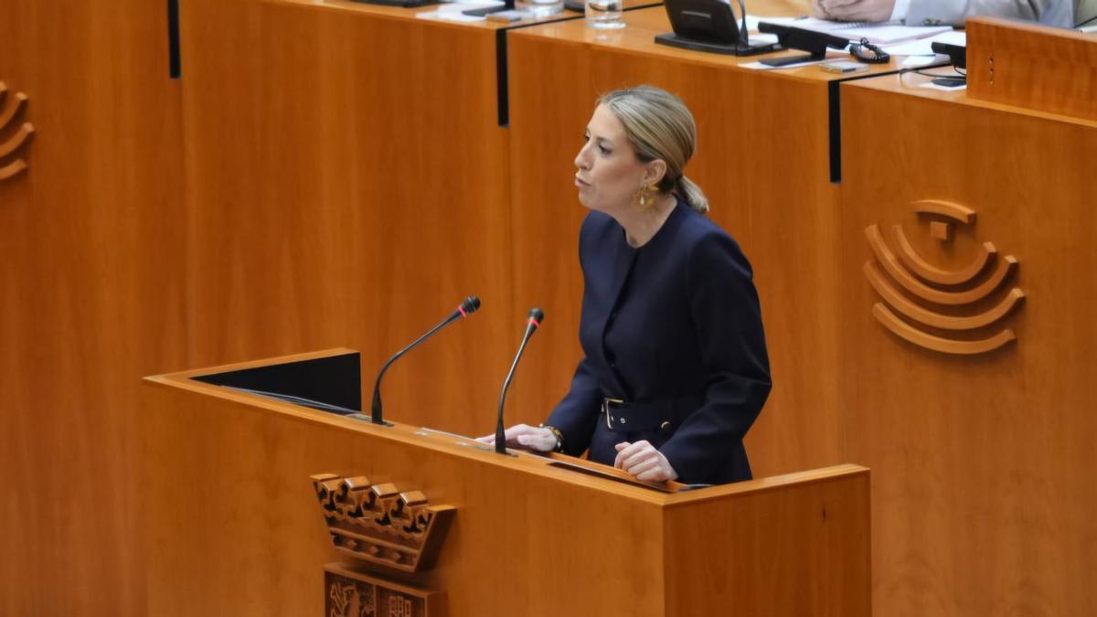 El 'no' de Vox impide a María Guardiola revalidar la presidencia de la Junta de Extremadura