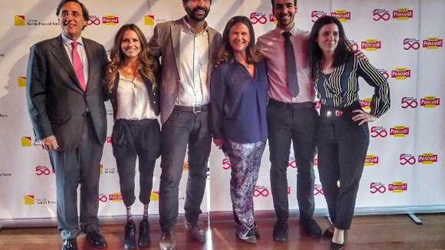 De izda. a dcha., Tomás Pascual, Sara de Andrés, Antonio Pérez, Sonia Pascual, Guillermo Martínez y Mireia Badia.