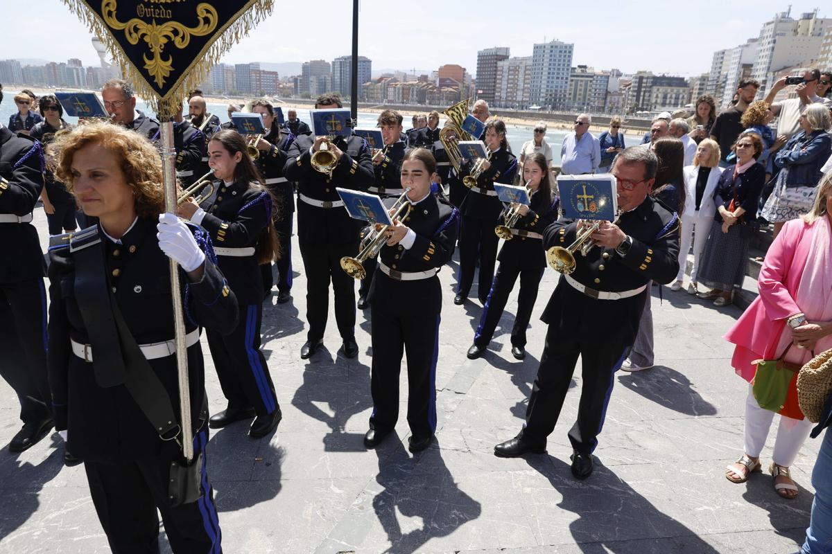 En imágenes: Gijón se anima con el Corpus Christi en plena fiebre por León XIV En imágenes: Gijón se anima con el Corpus Christi en plena fiebre por León XIV