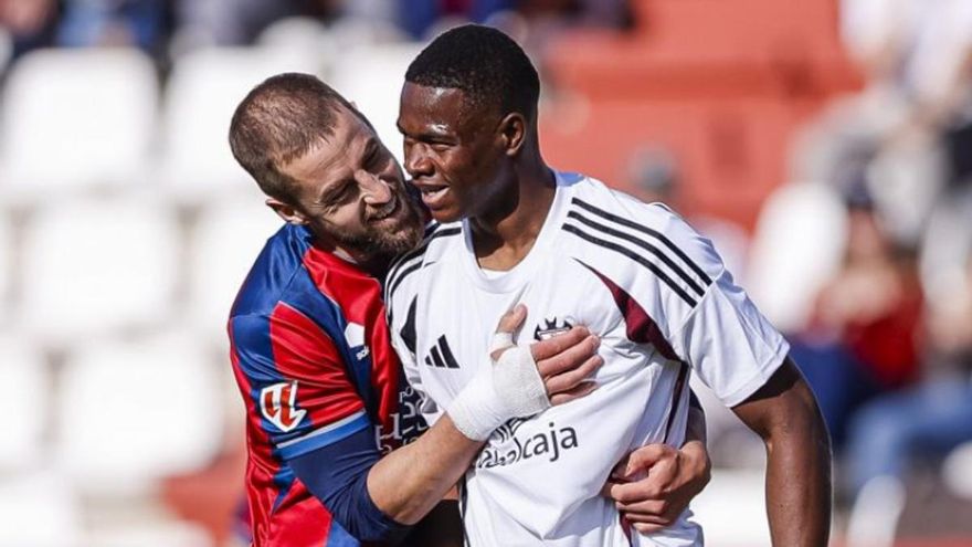 Media Liga se pega por Christian Kofane