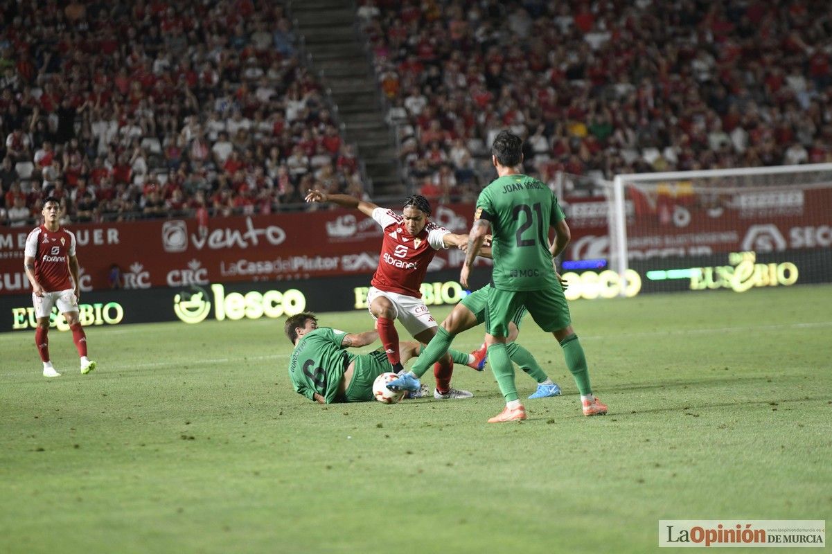 Así fue el encuentro del play off del Real Murcia y el Nástic en la lucha por el ascenso