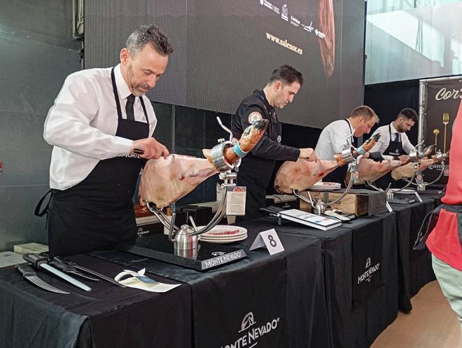 EN IMÁGENES: El concurso "CorJamón" en Salenor