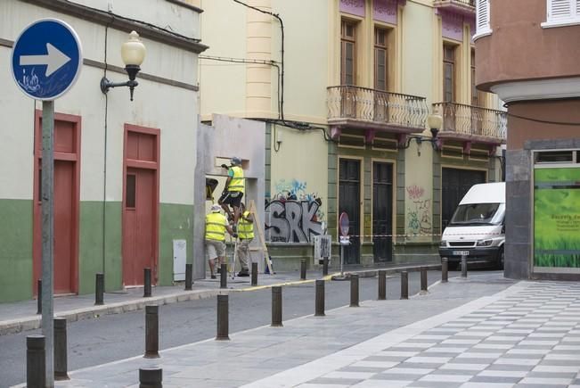 Inicios del montaje del primer plató de la ...