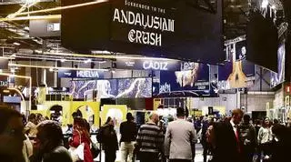 La Junta de Andalucía paraliza la actividad política en la feria del turismo Fitur tras el accidente de Adamuz (Córdoba)