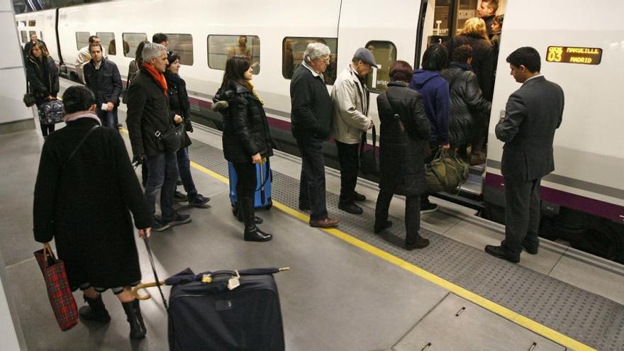 Més de 4 milions de passatgers en tres anys de TAV des de Girona i Figueres