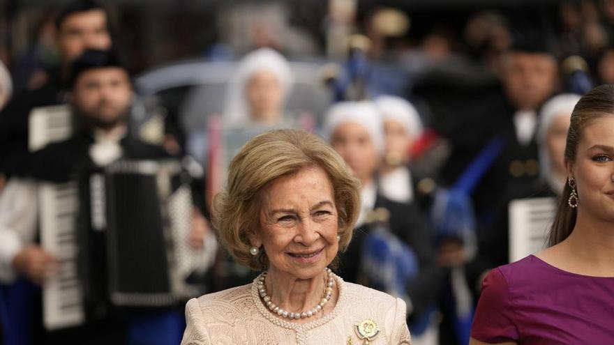 La Reina Sofía vuelve a confiar en una joyería de Oviedo para brillar en los Princesa de Asturias