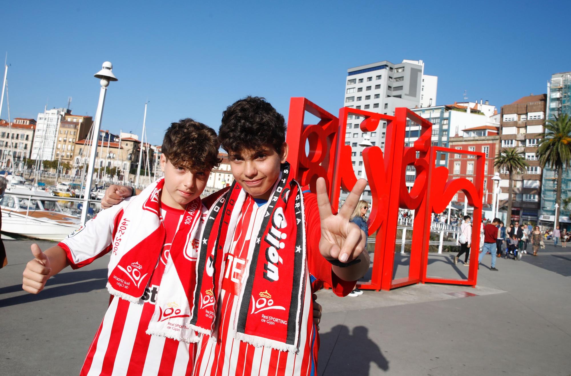 Los mellizos rojiblancos Alejandro y Pelayo Vigil